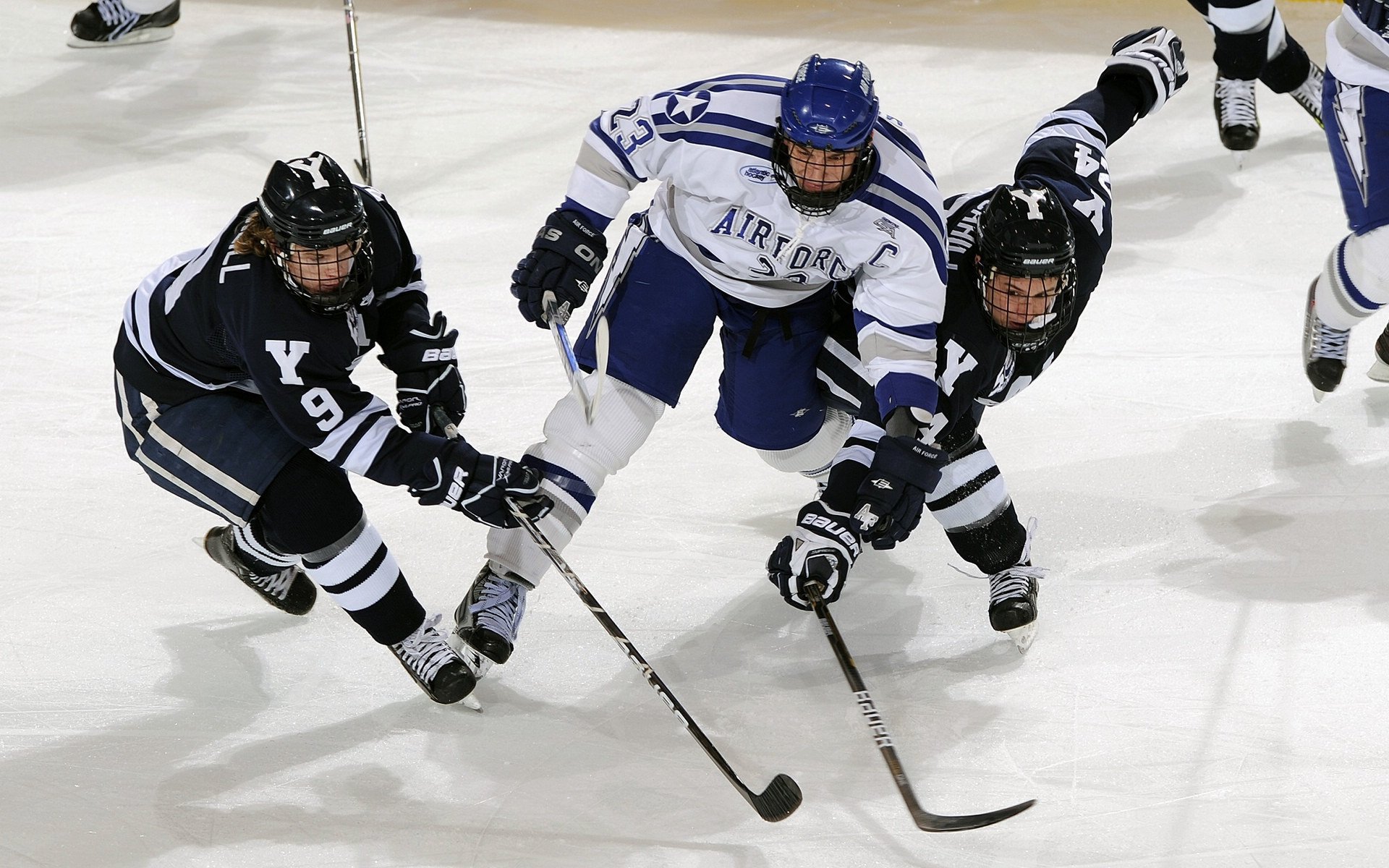 俱乐部财政危机带来连锁反应，俱乐部财政平衡政策