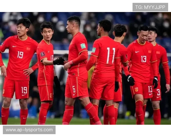 国足热身赛成绩稳步提升，国足热身赛成绩稳步提升图片