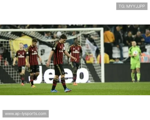 吉鲁头球点破对手防线AC米兰领先